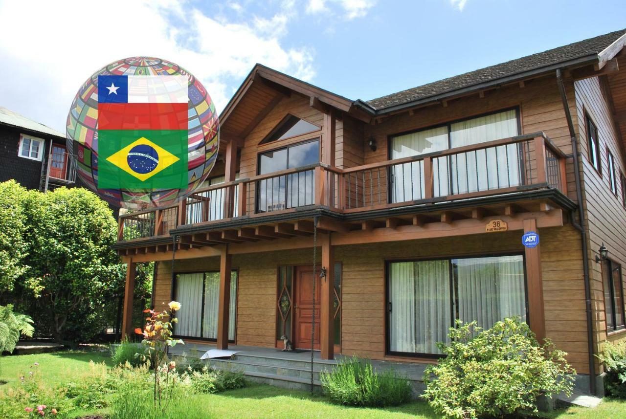 Frontera Pucon Hostel B&B Exterior photo